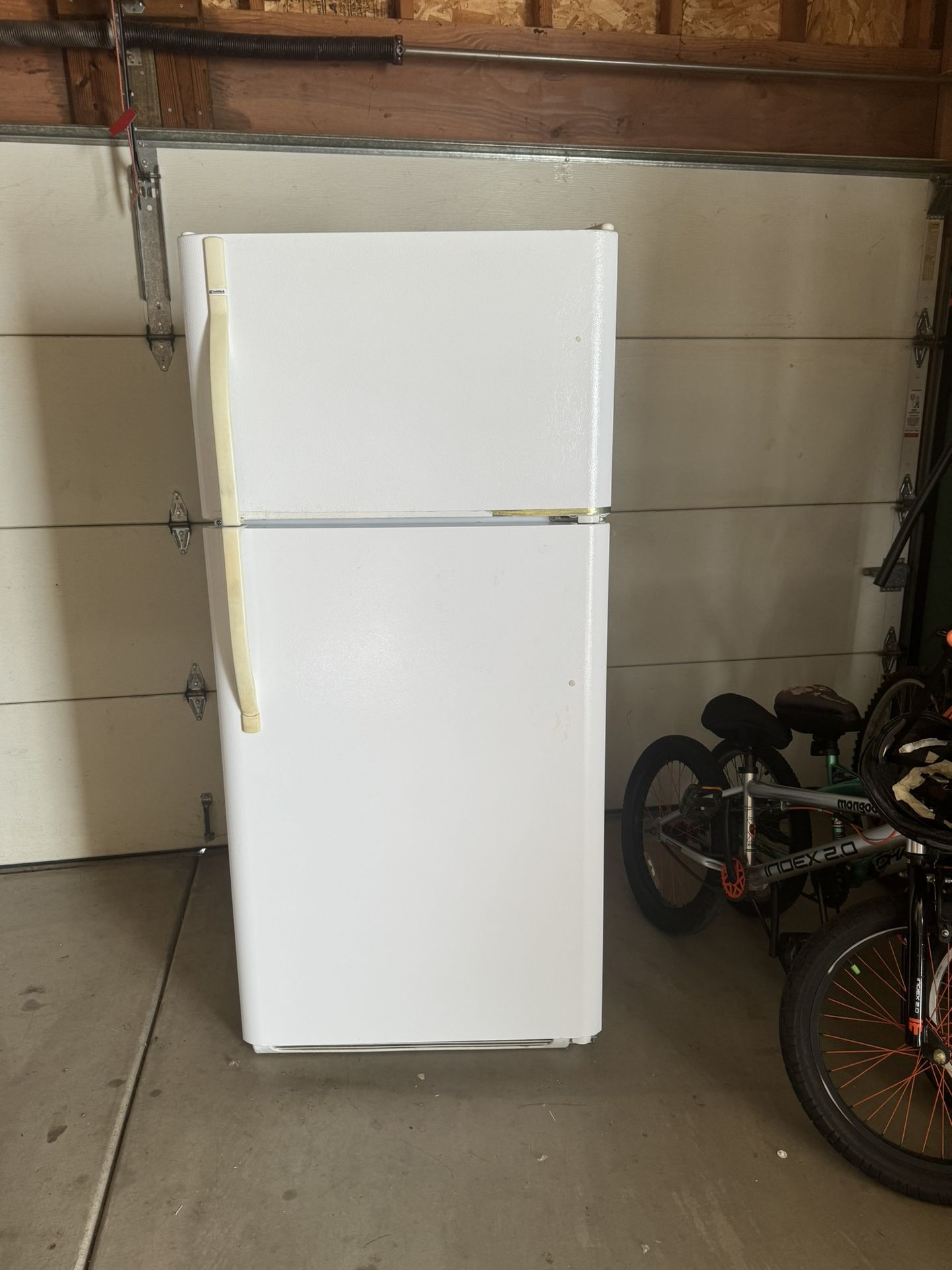 30” Refrigerator $50