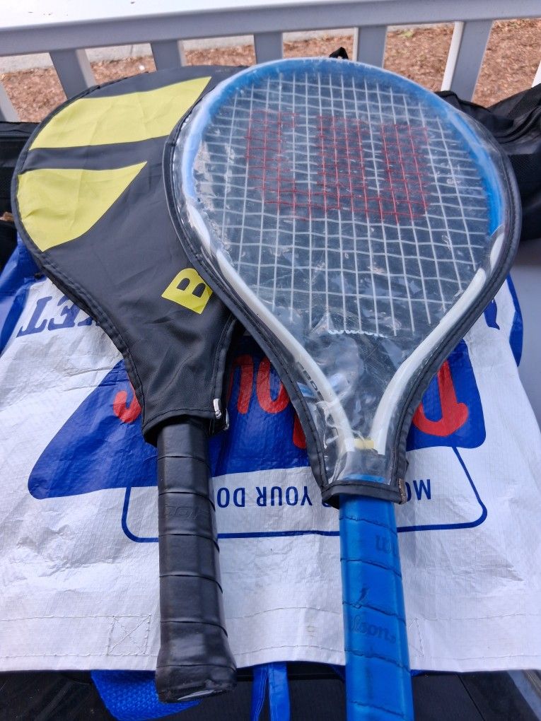 Tennis Rackets With Covers