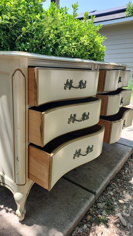 French Provincial Dresser 