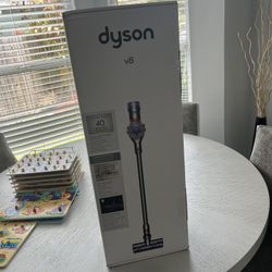Dyson v8 Vacuum Cordless 