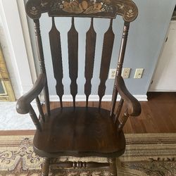 Beautiful Looking Rocking Chair