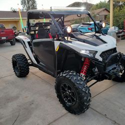 2024 Polaris Rzr