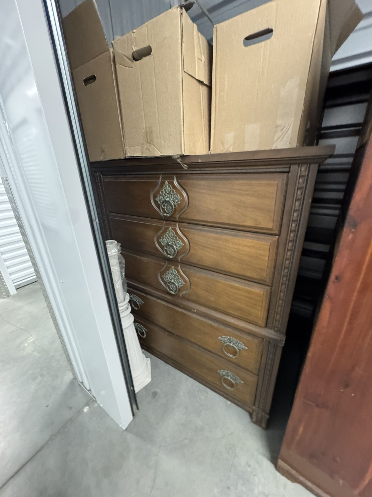 5 Drawer Bassett Wooden Dresser