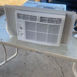 Frigidaire  5000 BTU New Never Used