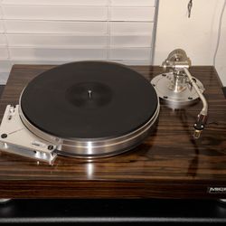 Micro-Seiki BL-91 belt drive turntable (no tonearm)