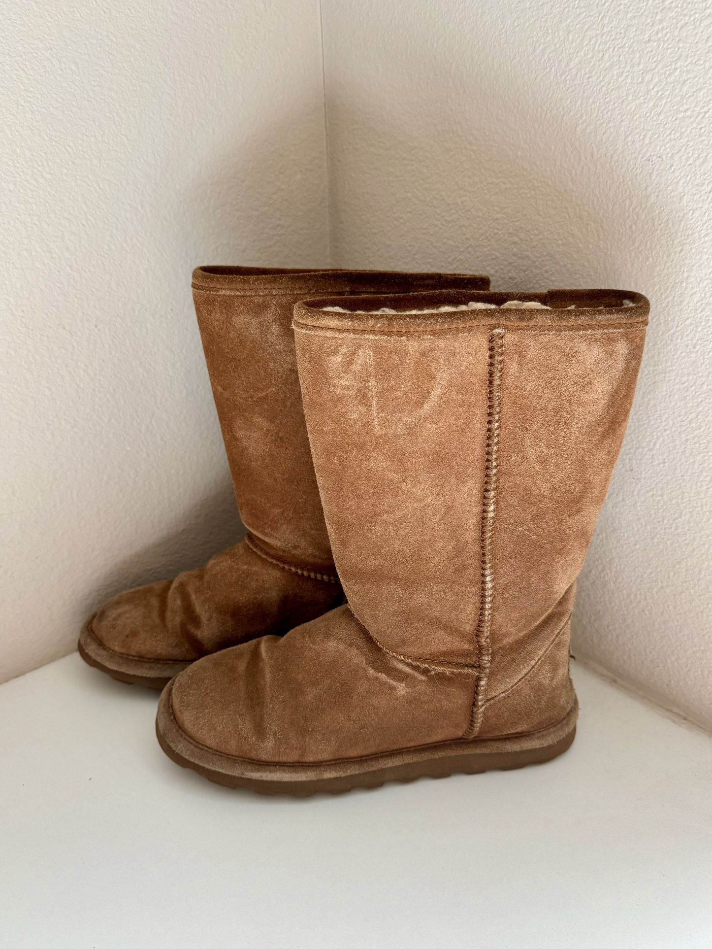 Bearpaw Kids Youth Snow Boots Size 4 