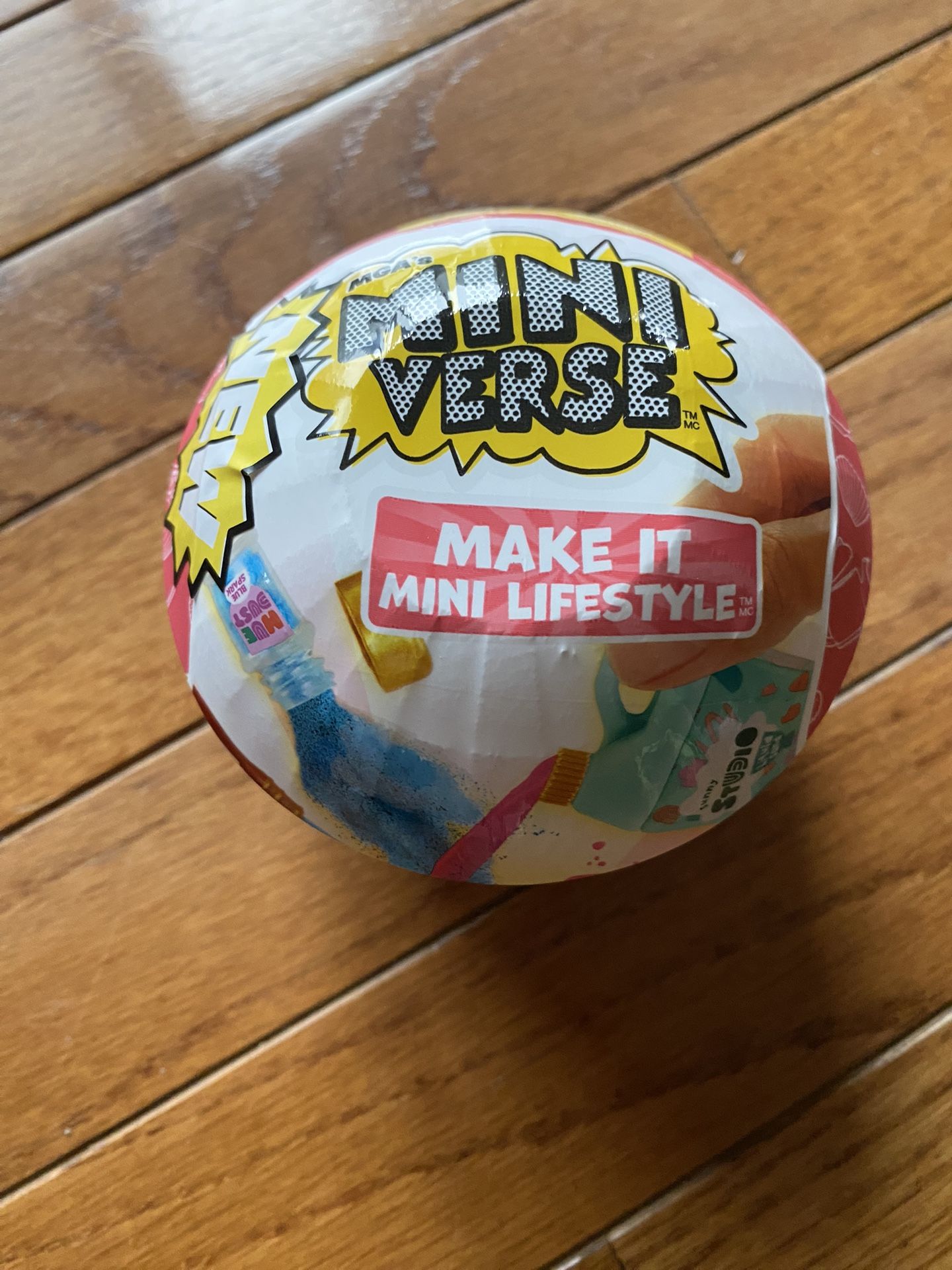 MGA's Mini Verse Make It Mini Lifestyle Series 2 Mystery Balls