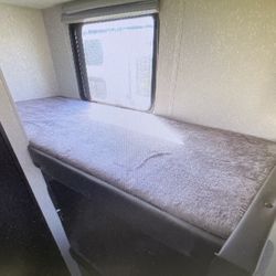 2022 WOLF PUP 16 Ft Bunkhouse 