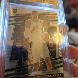 23 Victor Wembanyama Rookie Card Hyper Prizm