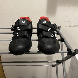 Peloton shoes size 42