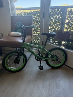 Dynacraft Invader kids bike