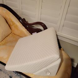 Bekweim Wedge Pillow (New)