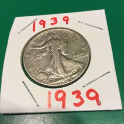 1939 WALKING LIBERTY HALF DOLLAR. SILVER 90% !!!!!!