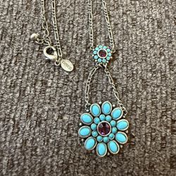 Express , Vintage Floral Pendant 