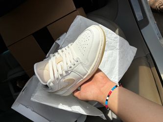 Air Jordan 1 Low White Gold Sneakers