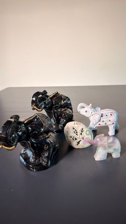 Elephant Figurine & Home Decor Collection – 4 Elephants + JOY Decorative Stone