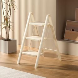 White ladder 🪜，$30