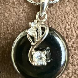 ESTATE VINTAGE FINE BURMESE BLACK JADEITE JADE A DONUT STERLING PENDANT