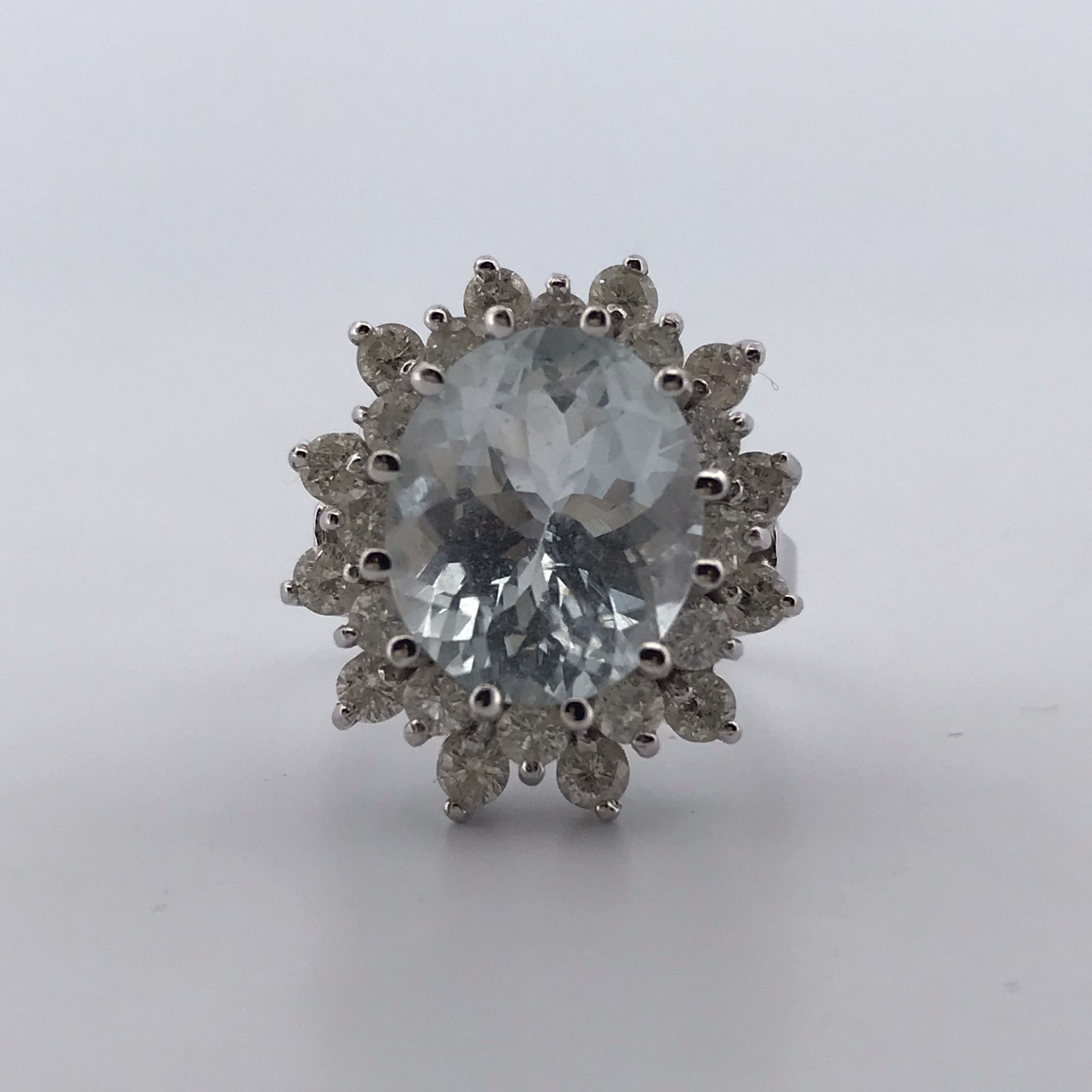 14k White Gold Diamond ring size 6
