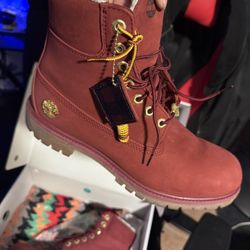 Timberland 6-Inch Premium Winter Boots - Limited Edition Burgundy Suede Size 10.5