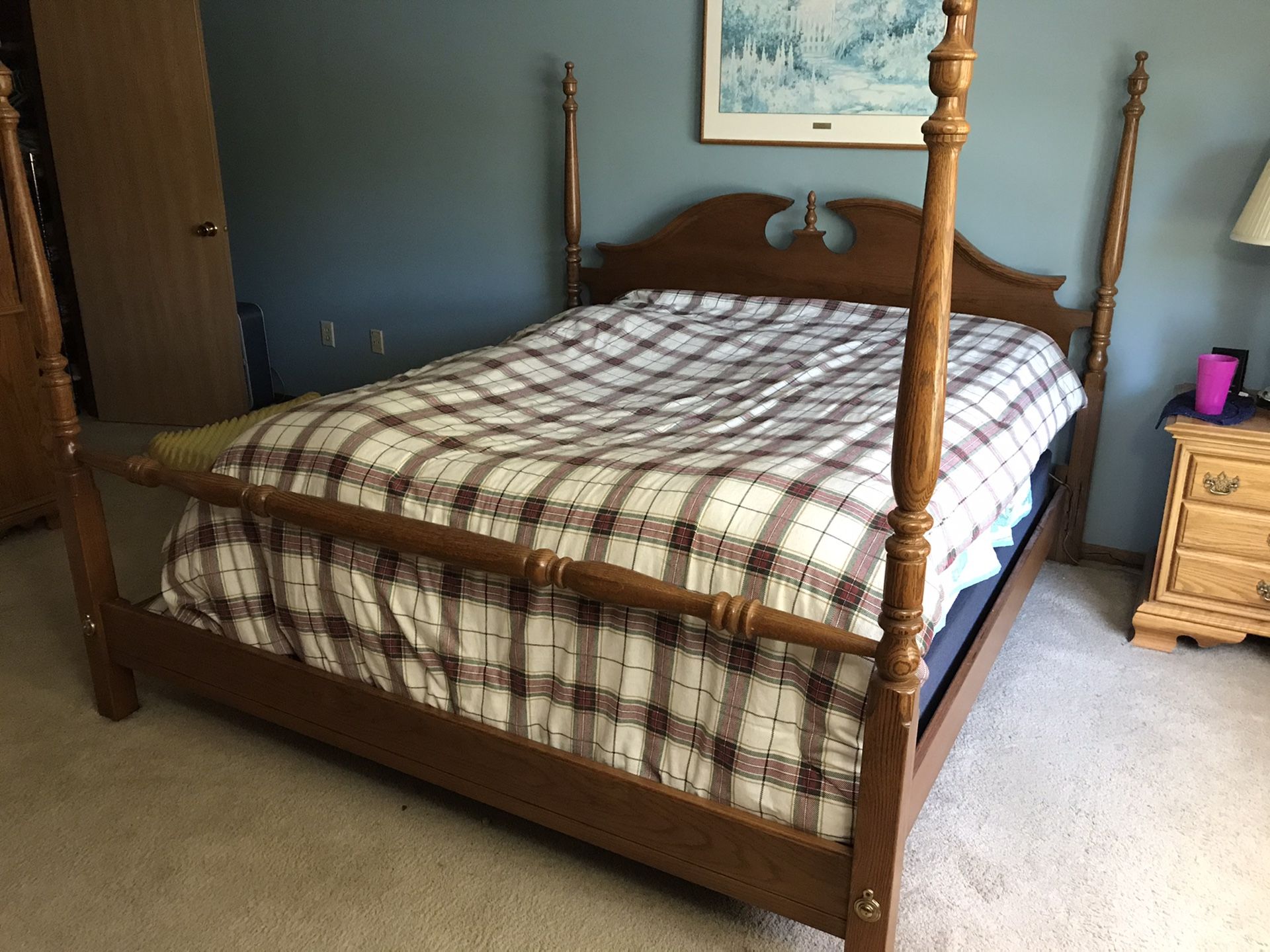 Solid Oak King Poster Bed - Headboard/Footboard and Frame