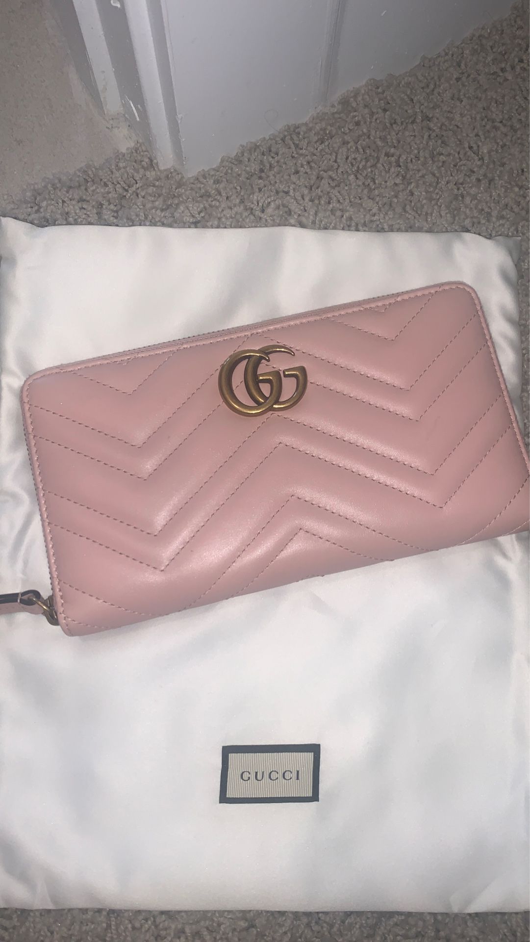 GUCCI GG Marmont Wallet - Baby Pink