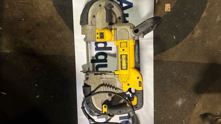 Dewalt DWM120 5” (127mm) Deep Cut Variable Speed Band Saw