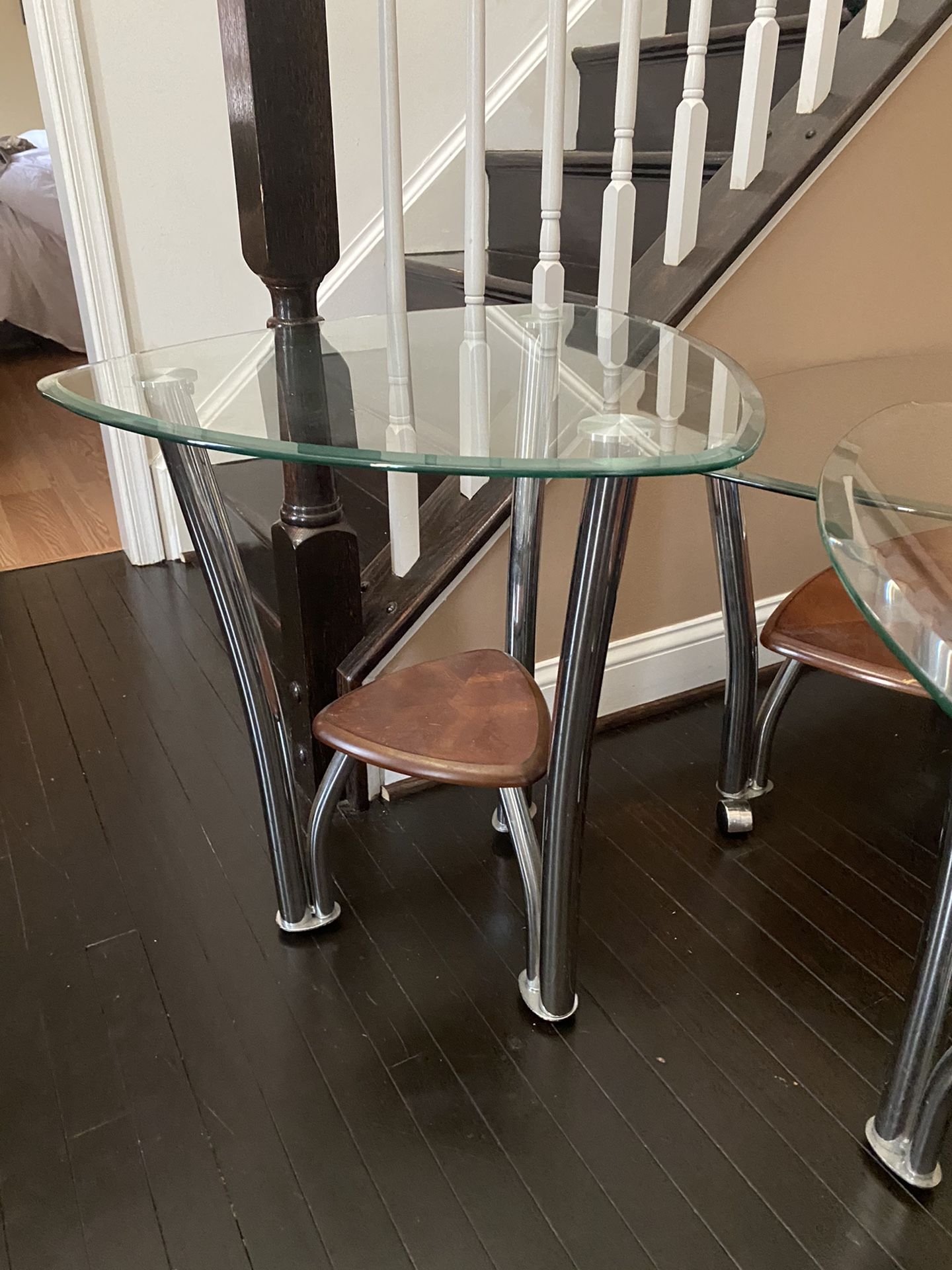 Cocktail Table & 2 End Tables