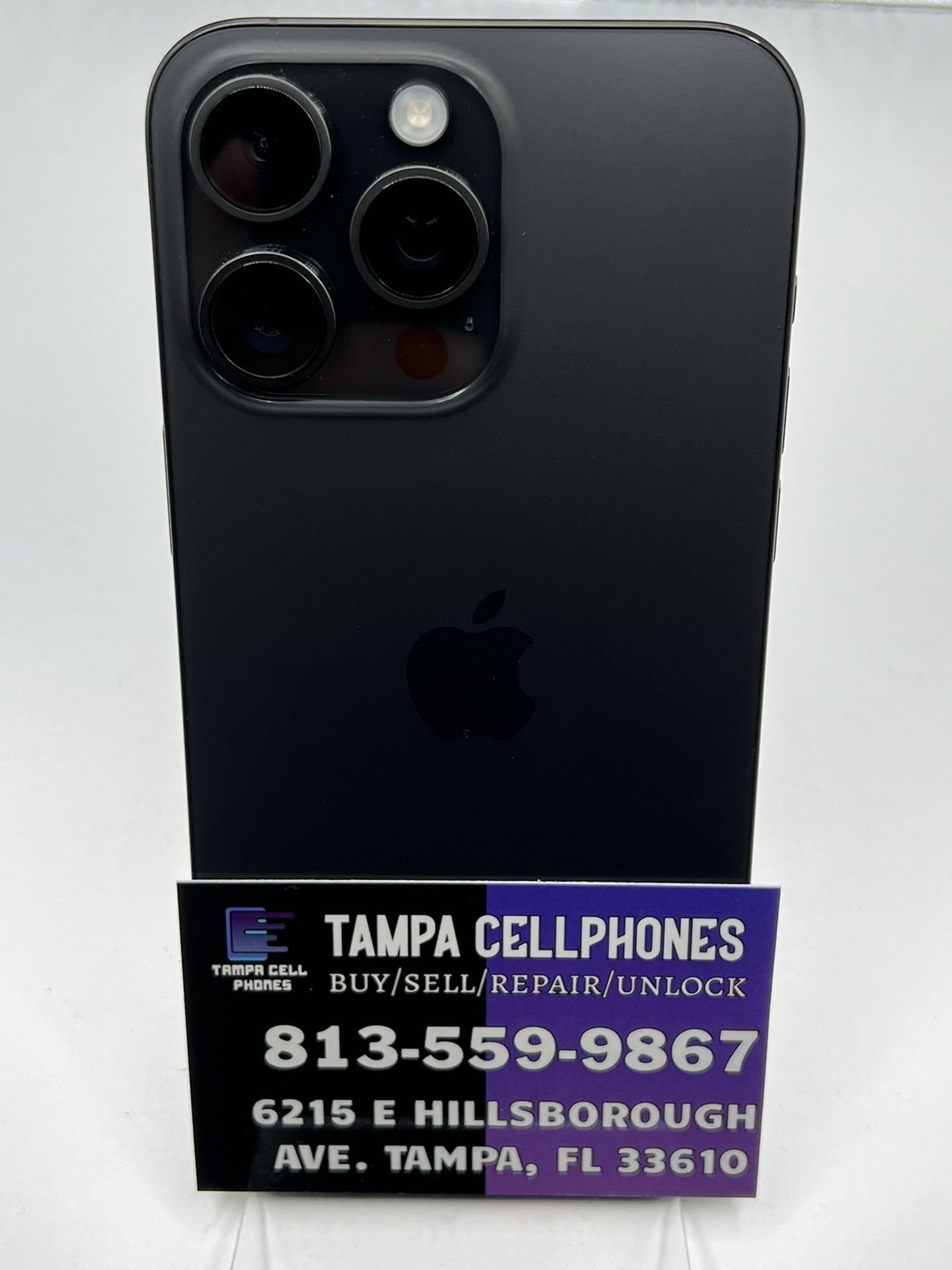 15 Pro Max BOOST 256 GB. $829.99 Like New Condition