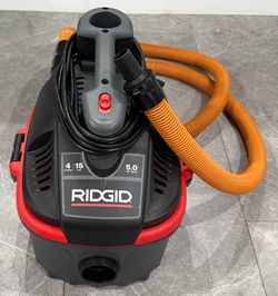 RIDGID 50313 Model 4000RV 4-Gallon Portable Wet and Dry Compact Vacuum Cleaner with 5.0 Peak-HP Motor, 4 gallon, Red