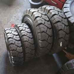 Forklift Tires