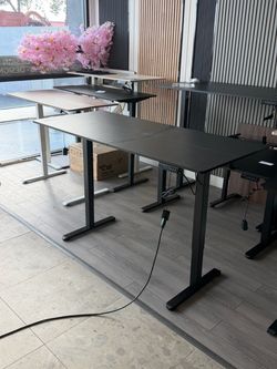 63” Electric Standing desk Black Office desk rising desk