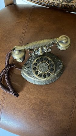 Teléfono antiguo