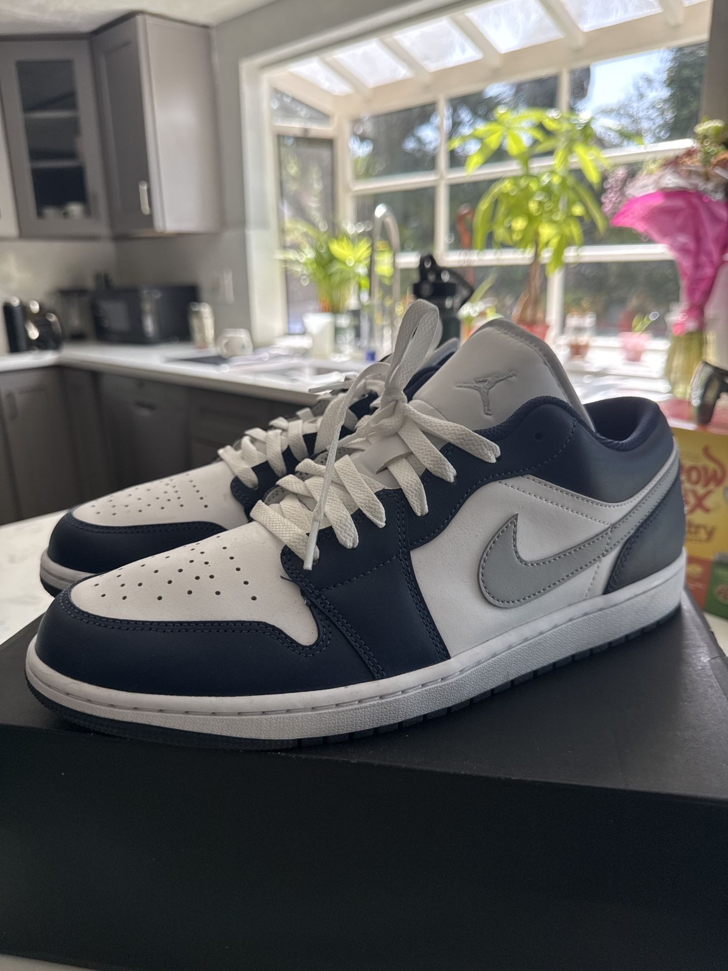 Air Jordan 1 Low “Midnight Navy/Grey