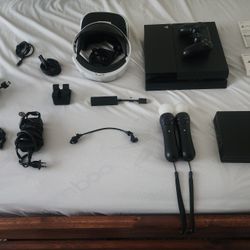 PS4 AND PLAYSTATION VR