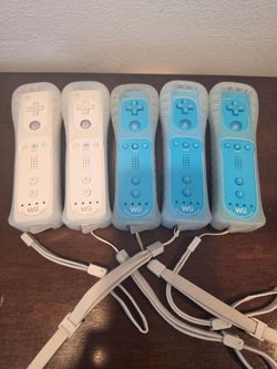 Nintendo wii Wiimotes controllers with MotionPlus built in  tested and working