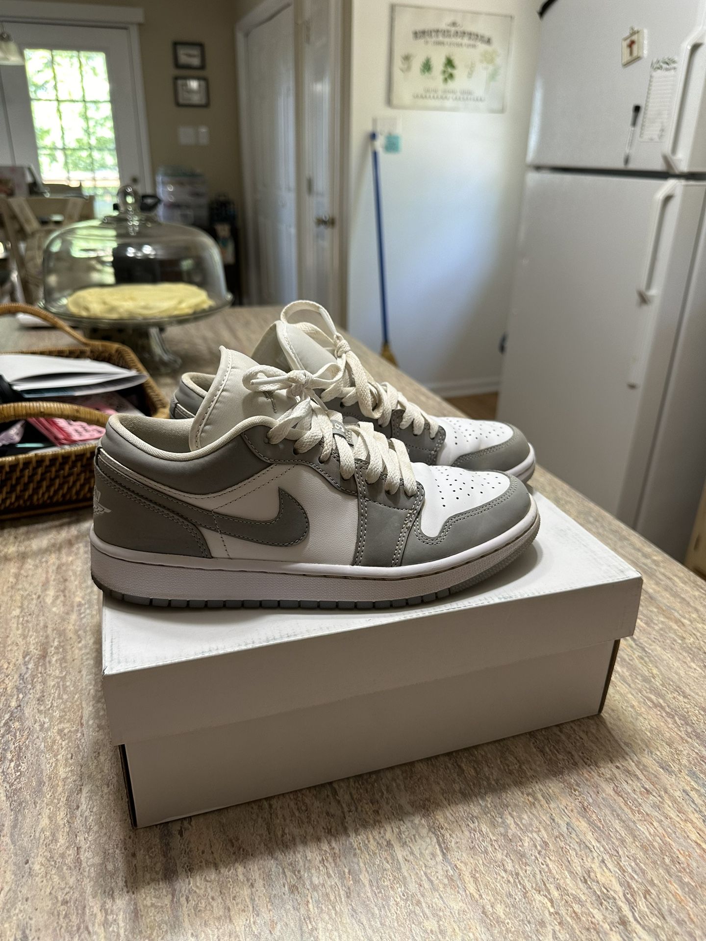 8W - Jordan 1 Low