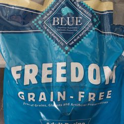 Blue Freedom Dog Food 11lbs