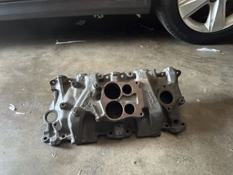 Chevy Stock Intake 1980s V-8 Small Block
