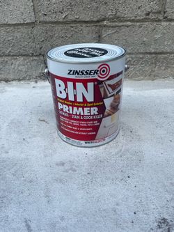 Bin primer 7 gallons available