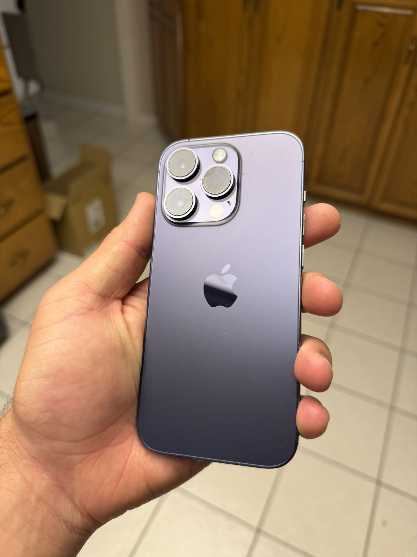iPhone 14 Pro Unlocked Deep Purple