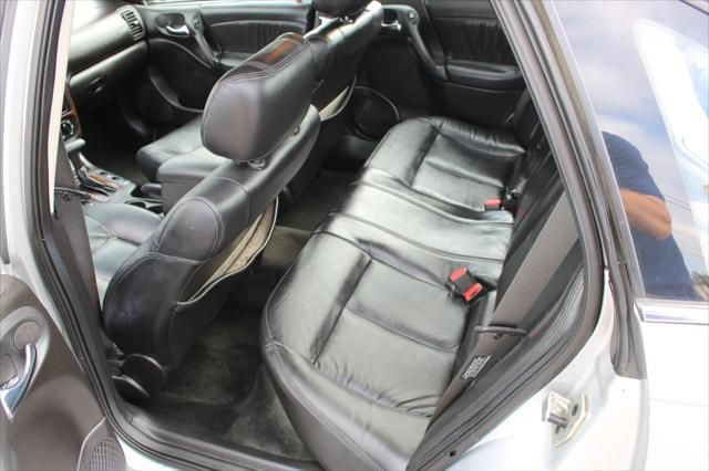 2001 Saturn LS