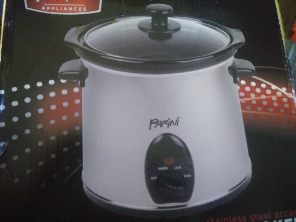 Slow cooker