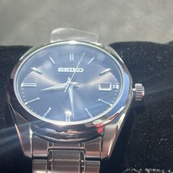 **new** Men’s Seiko Watch “Essentials Collection”