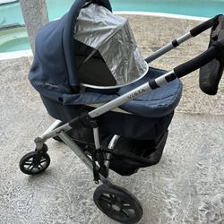 Uppababy Vista