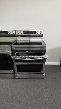 Electric double oven stove