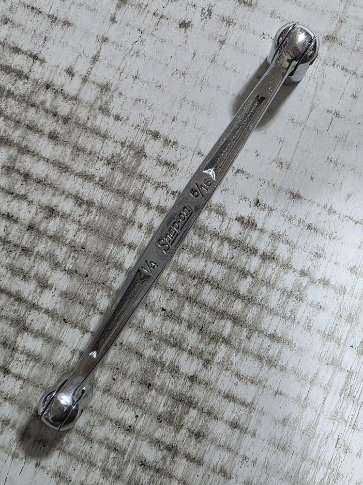 Snap-on B1360 1/4" x 5/16" Square Box End Brake Flex Socket Wrench Made In USA