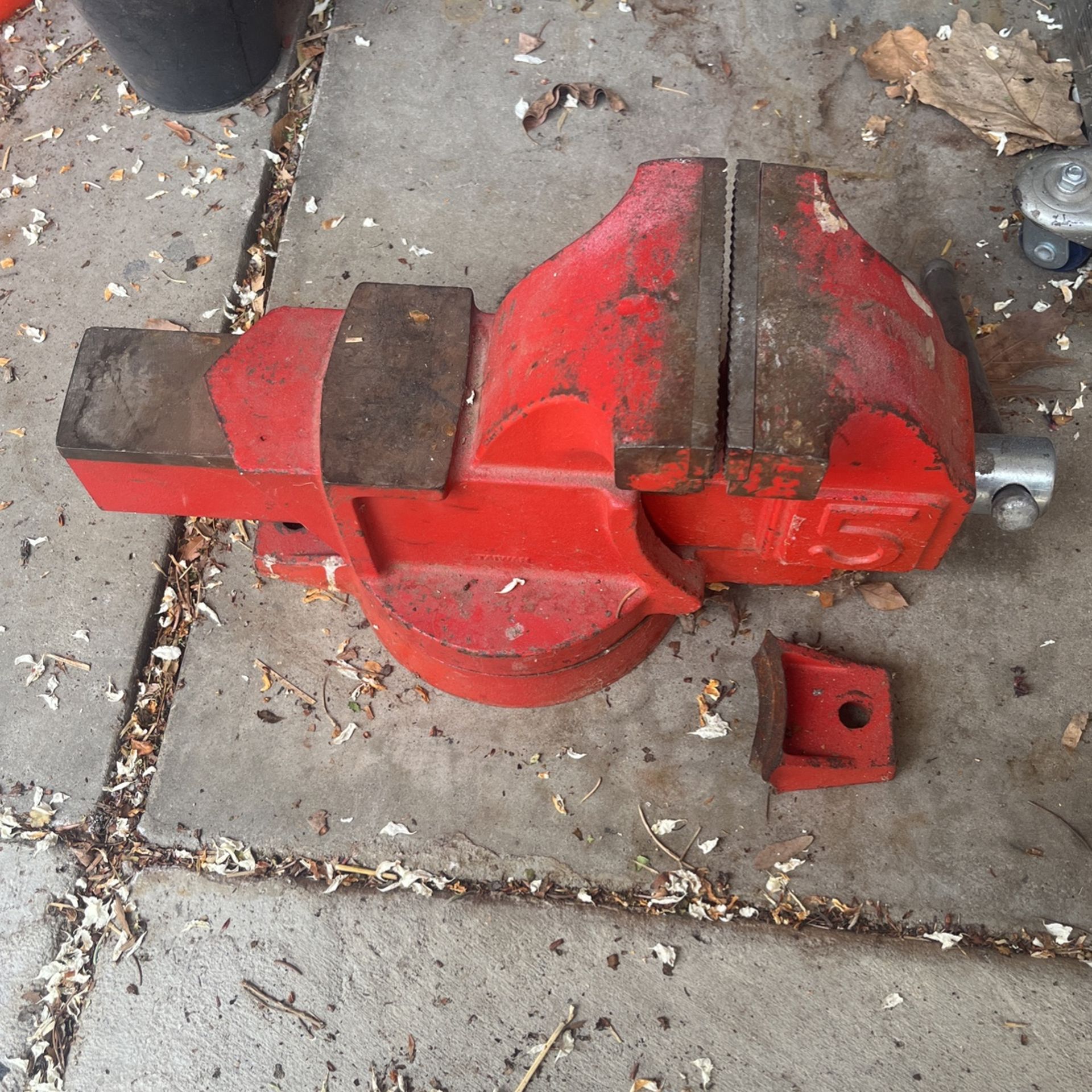 5 Inch Bench Vice