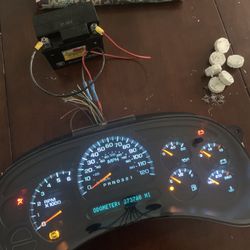 03-07.5 Chevy Cluster 