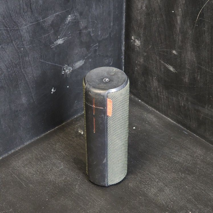 UE Boom Bluetooth Speaker